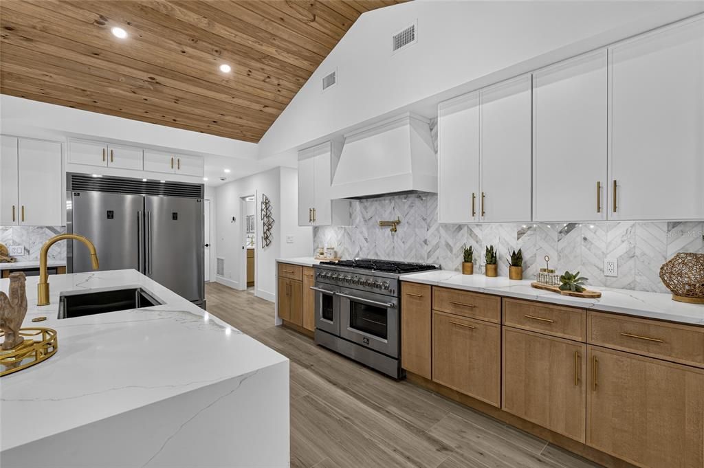 En Venta: $2,695,000 (5 camas, 4 baños, 3634 Pies cuadrados)