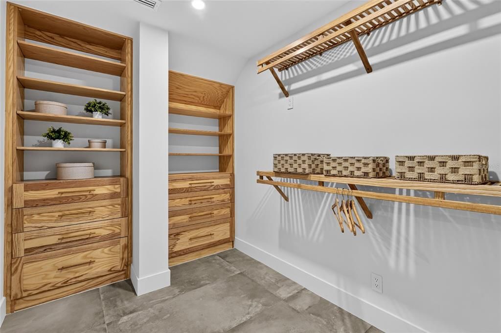 En Venta: $2,695,000 (5 camas, 4 baños, 3634 Pies cuadrados)