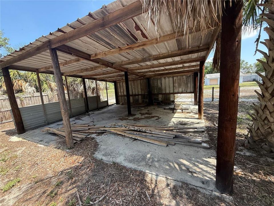 For Sale: $199,000 (3 beds, 2 baths, 1069 Square Feet)