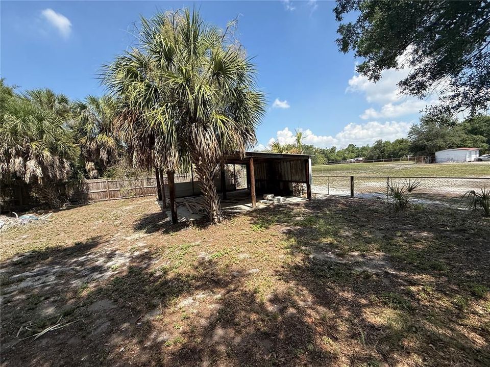 For Sale: $199,000 (3 beds, 2 baths, 1069 Square Feet)