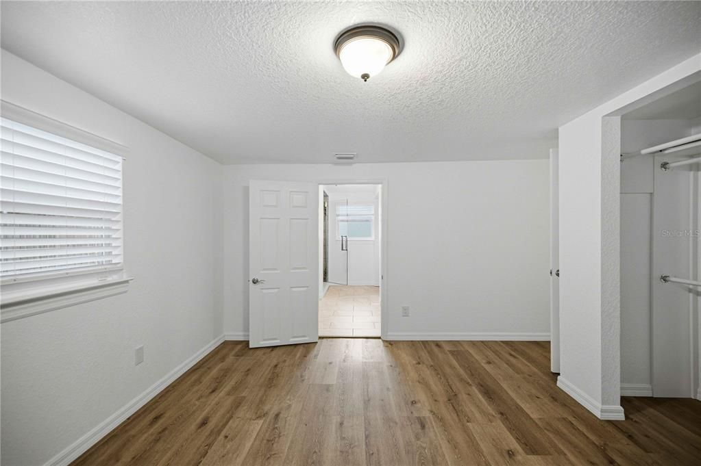 En Venta: $249,900 (3 camas, 2 baños, 1300 Pies cuadrados)