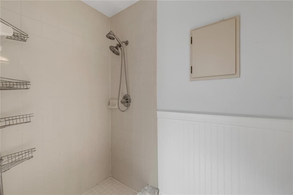 En Venta: $319,000 (3 camas, 2 baños, 1297 Pies cuadrados)