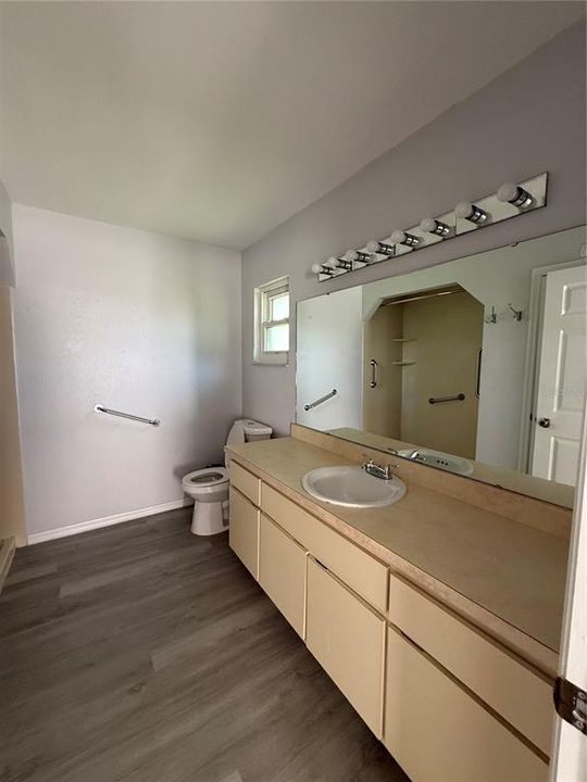 В аренду: $1,900 (3 спален, 2 ванн, 1580 Квадратных фут)