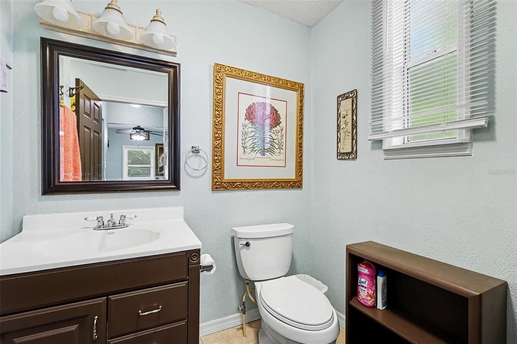 For Sale: $200,000 (3 beds, 2 baths, 1144 Square Feet)