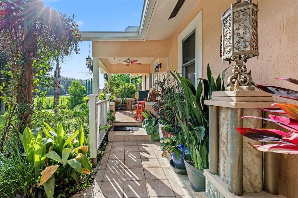 For Sale: $200,000 (3 beds, 2 baths, 1144 Square Feet)