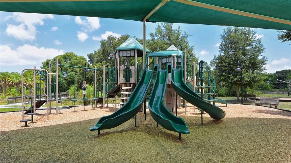 На продажу: $339,000 (2 спален, 2 ванн, 1601 Квадратных фут)