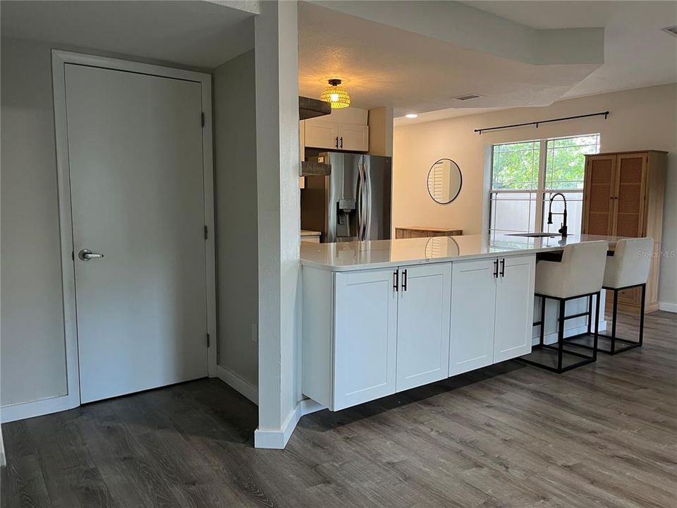 For Sale: $354,500 (3 beds, 2 baths, 1685 Square Feet)