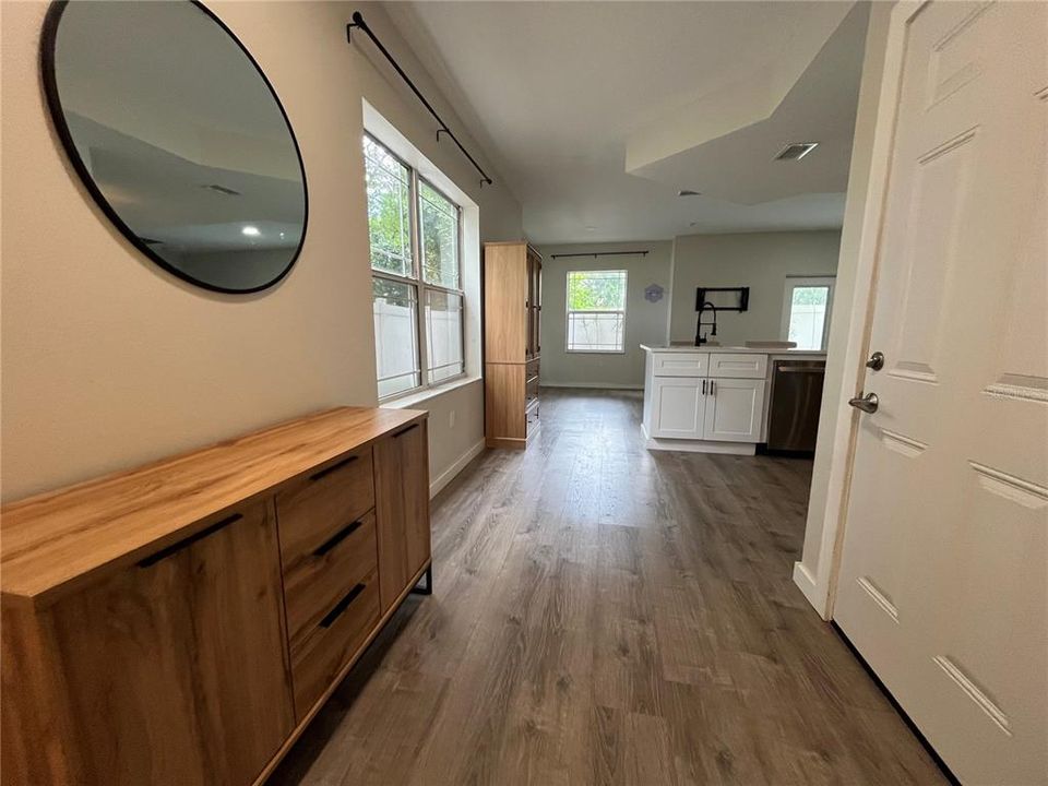 For Sale: $354,500 (3 beds, 2 baths, 1685 Square Feet)