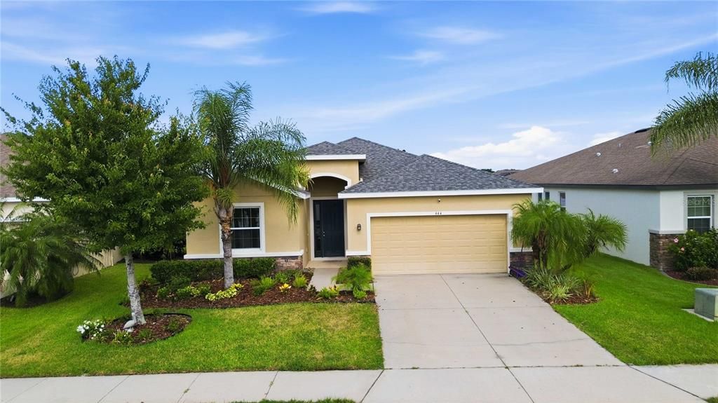 En Venta: $454,999 (4 camas, 2 baños, 2036 Pies cuadrados)