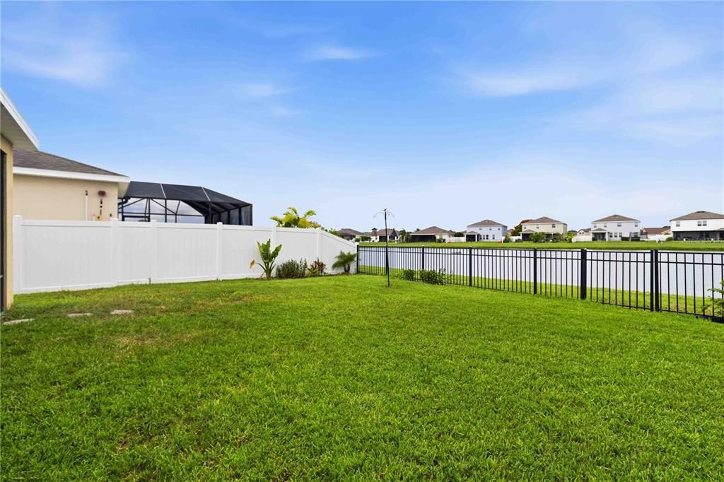 En Venta: $454,999 (4 camas, 2 baños, 2036 Pies cuadrados)