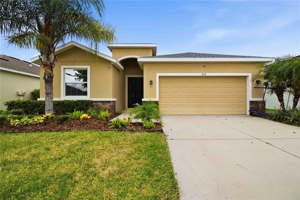 En Venta: $454,999 (4 camas, 2 baños, 2036 Pies cuadrados)