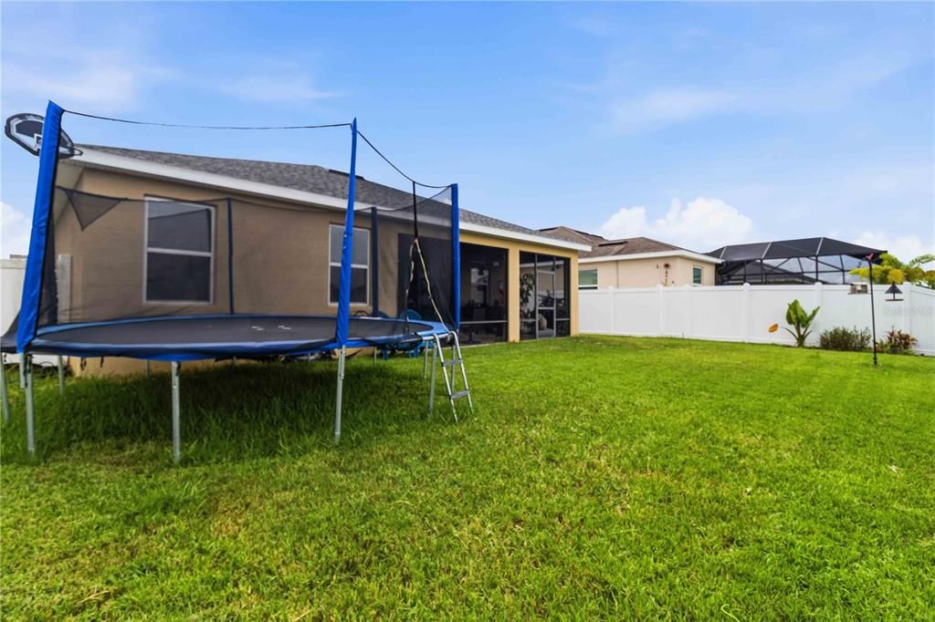 En Venta: $454,999 (4 camas, 2 baños, 2036 Pies cuadrados)