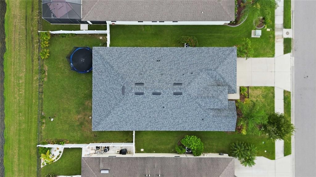En Venta: $454,999 (4 camas, 2 baños, 2036 Pies cuadrados)
