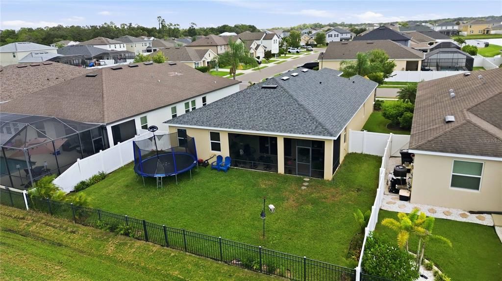 En Venta: $454,999 (4 camas, 2 baños, 2036 Pies cuadrados)