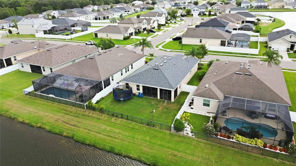 En Venta: $454,999 (4 camas, 2 baños, 2036 Pies cuadrados)