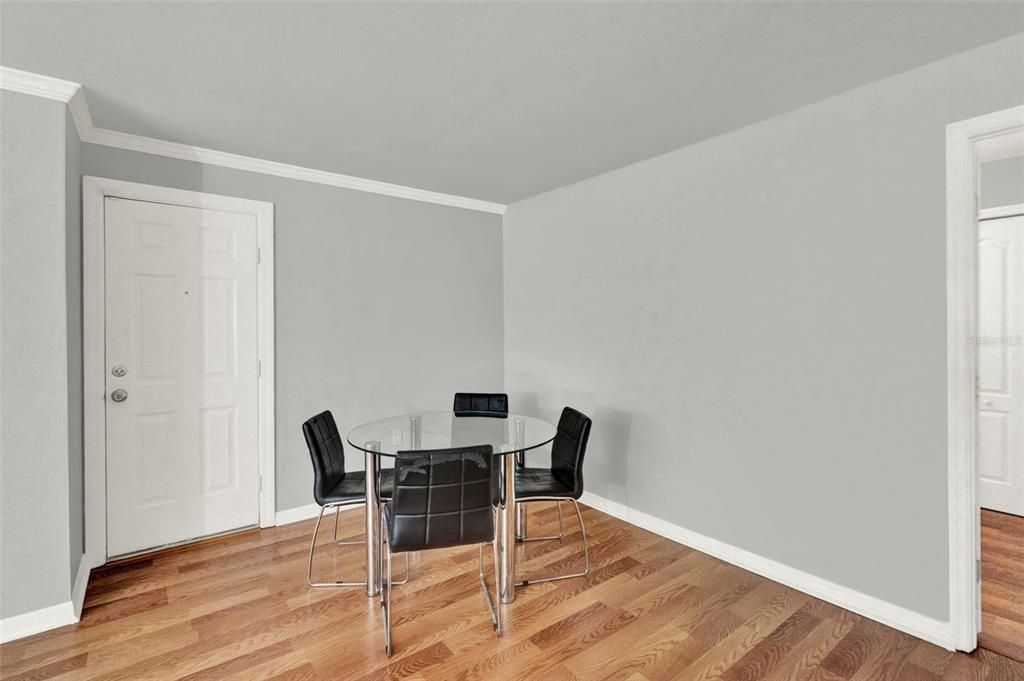 En Venta: $160,000 (3 camas, 2 baños, 1100 Pies cuadrados)