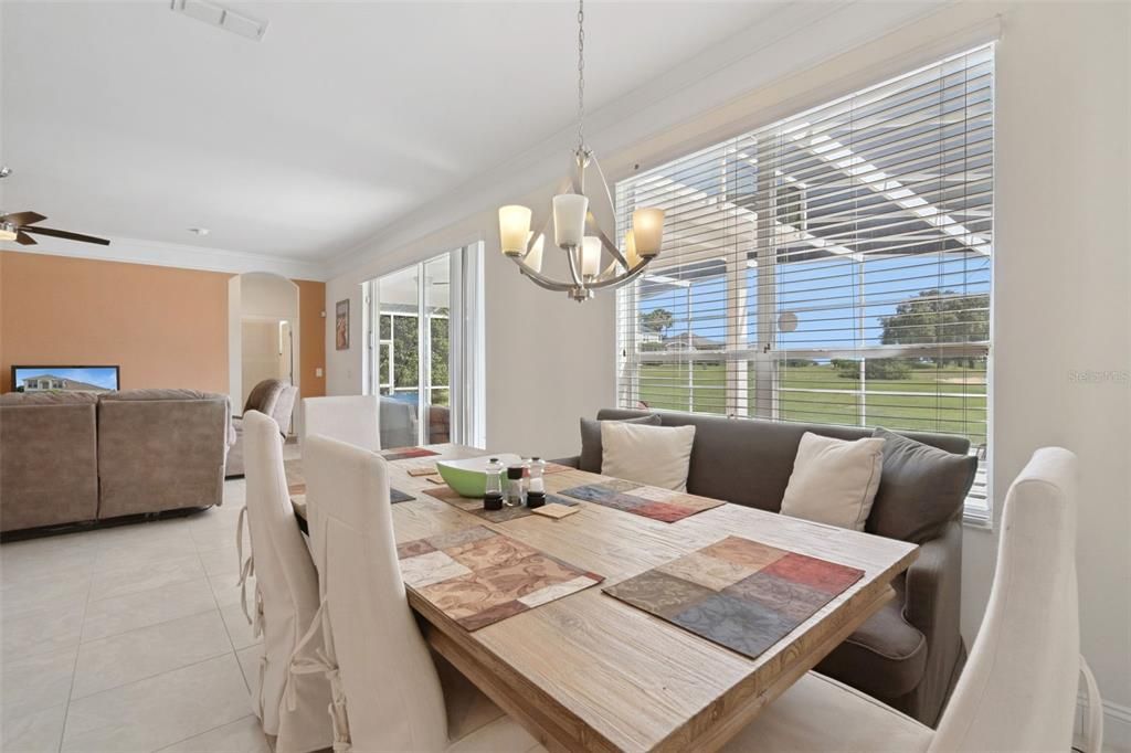 For Sale: $599,999 (5 beds, 5 baths, 3418 Square Feet)