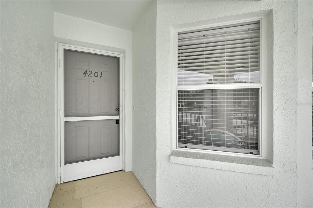 For Sale: $184,900 (2 beds, 2 baths, 1153 Square Feet)