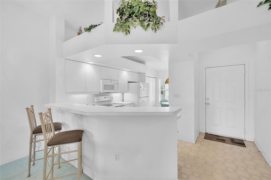 For Sale: $184,900 (2 beds, 2 baths, 1153 Square Feet)