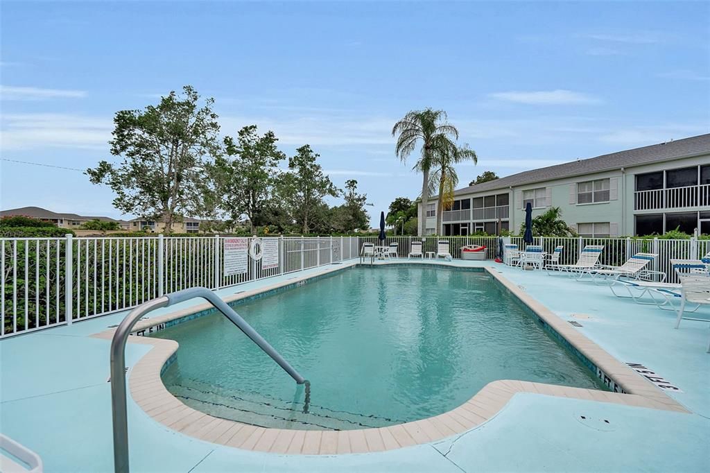For Sale: $184,900 (2 beds, 2 baths, 1153 Square Feet)