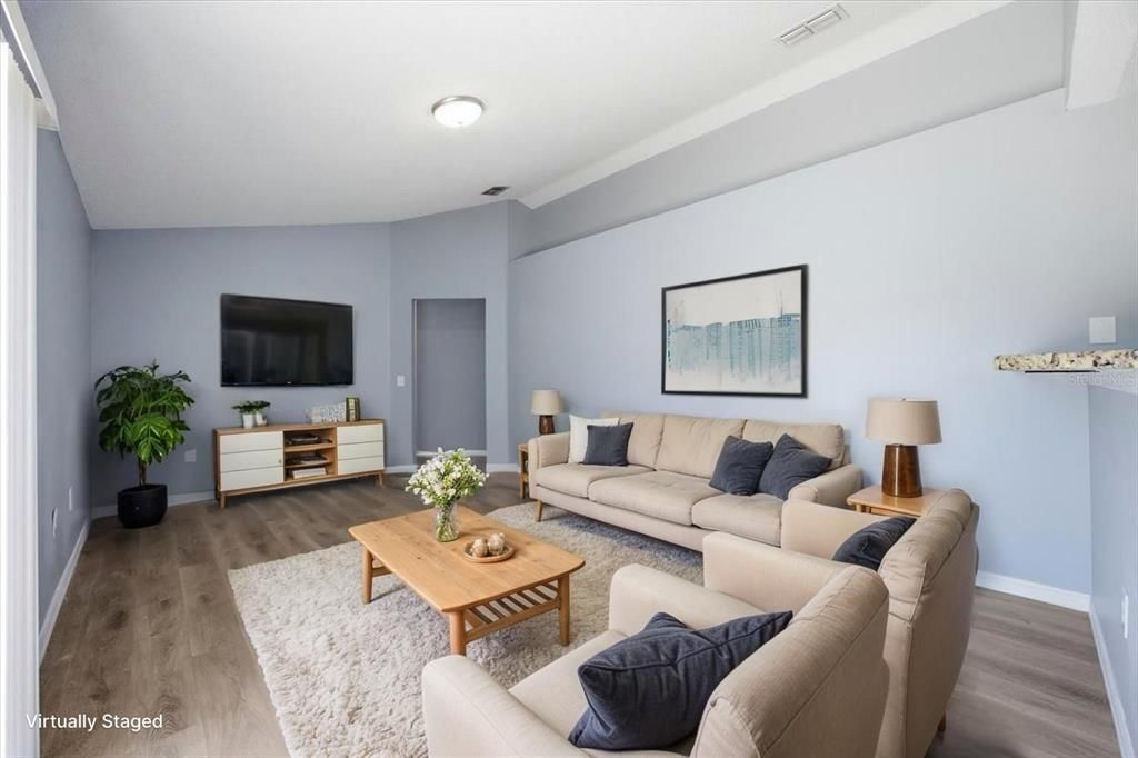 En Venta: $259,000 (4 camas, 2 baños, 1750 Pies cuadrados)