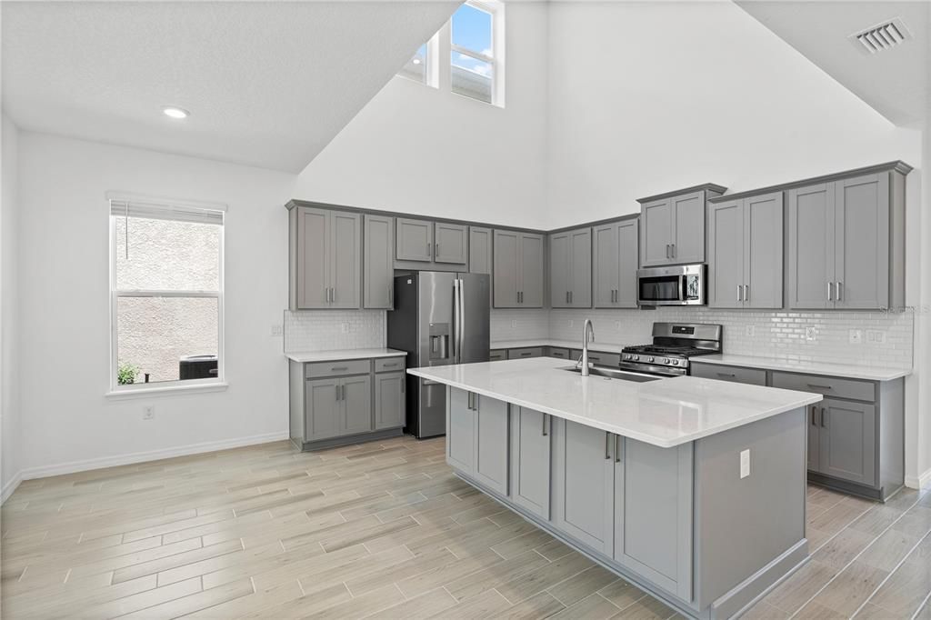 For Rent: $3,050 (3 beds, 3 baths, 2332 Square Feet)