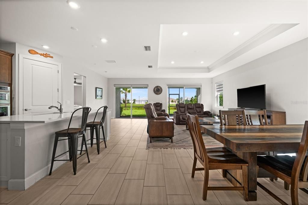 For Sale: $510,000 (3 beds, 2 baths, 2375 Square Feet)