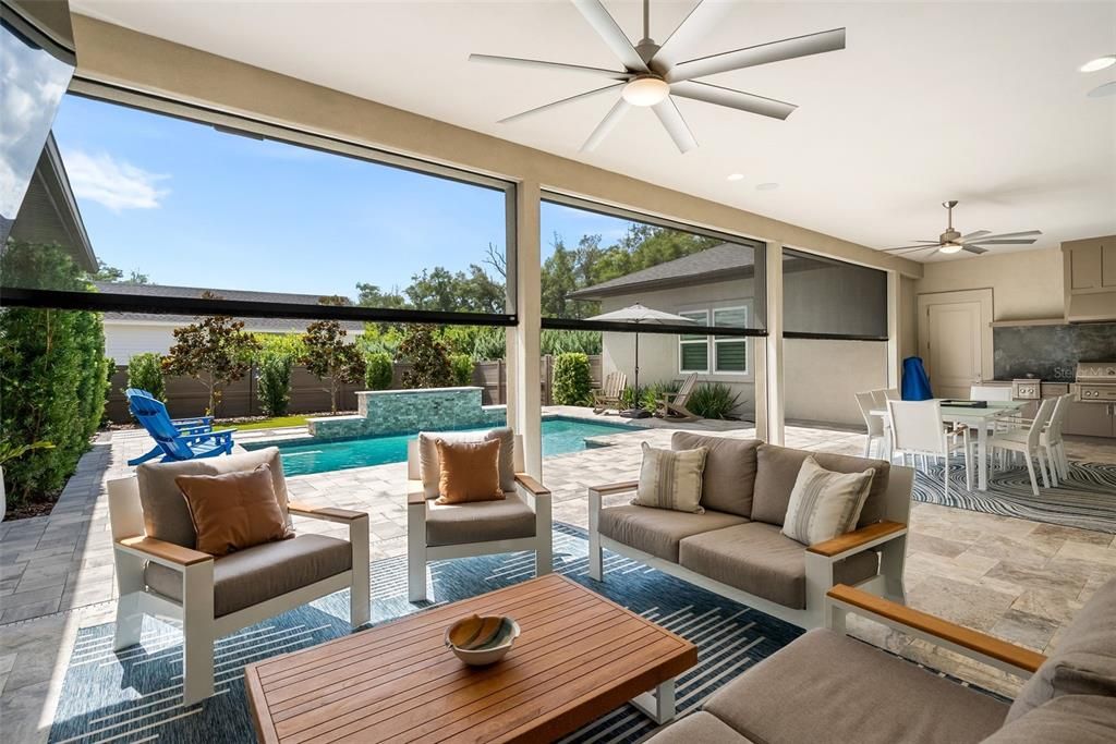 En Venta: $1,035,000 (4 camas, 3 baños, 2980 Pies cuadrados)