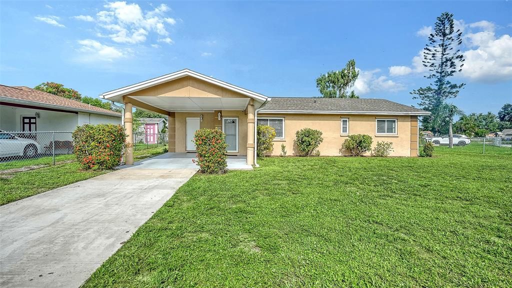 Active With Contract: $285,000 (4 beds, 2 baths, 1120 Square Feet)