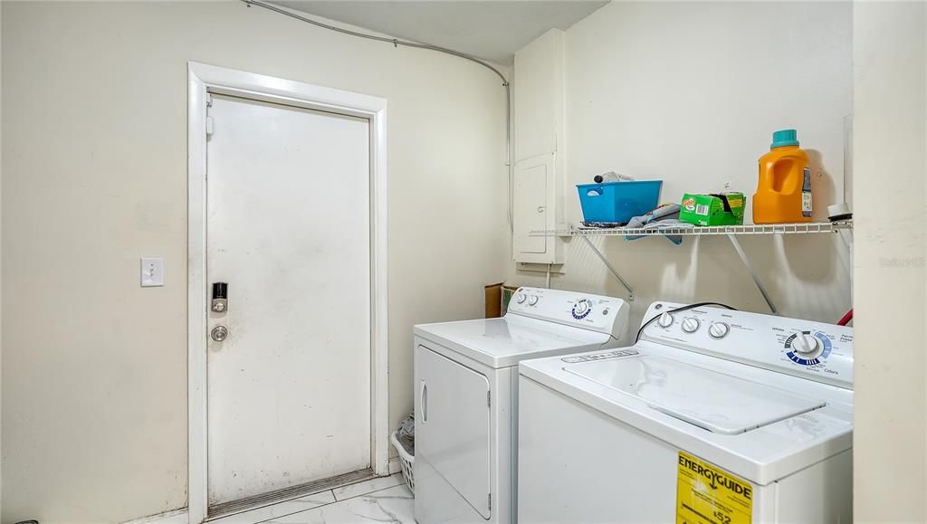 Active With Contract: $285,000 (4 beds, 2 baths, 1120 Square Feet)