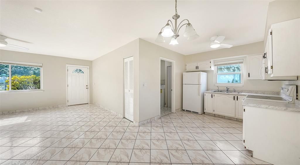 Active With Contract: $285,000 (4 beds, 2 baths, 1120 Square Feet)