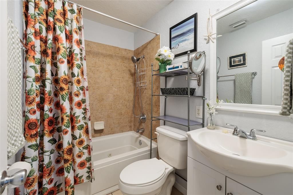 For Sale: $474,900 (4 beds, 3 baths, 1320 Square Feet)