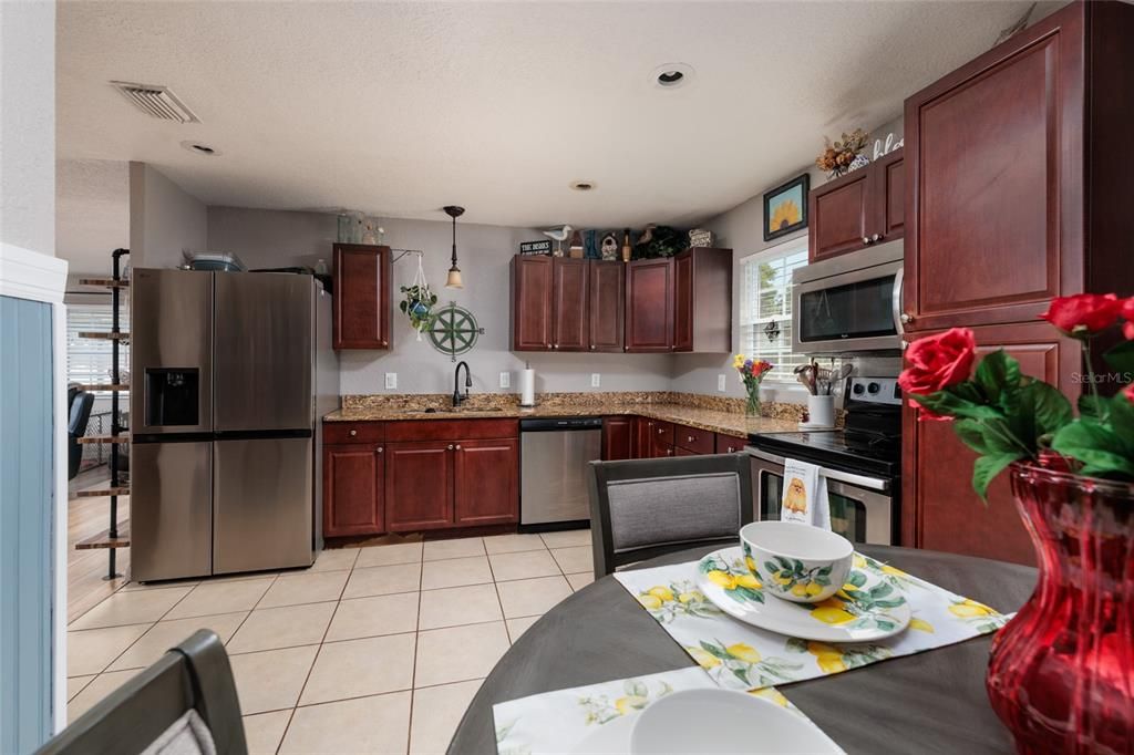 For Sale: $474,900 (4 beds, 3 baths, 1320 Square Feet)
