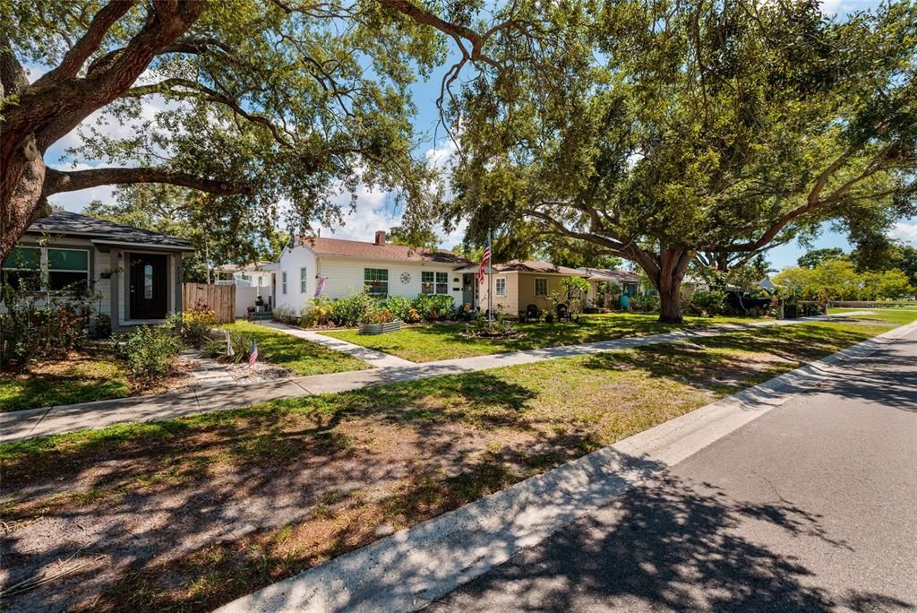 For Sale: $474,900 (4 beds, 3 baths, 1320 Square Feet)