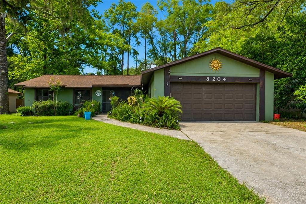 En Venta: $289,000 (4 camas, 2 baños, 1516 Pies cuadrados)