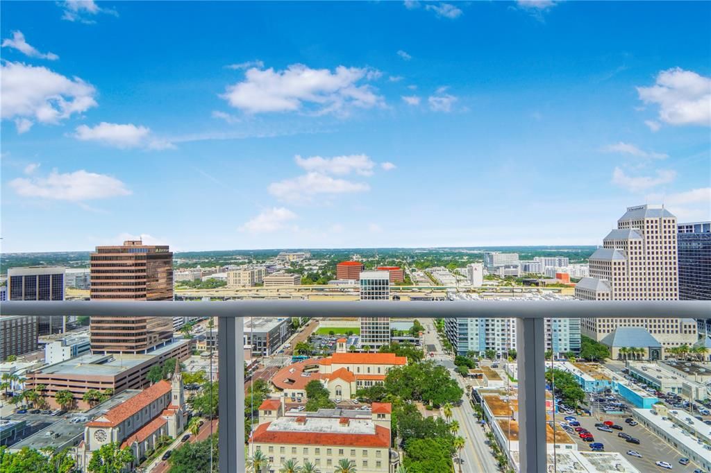 For Sale: $459,000 (2 beds, 2 baths, 1138 Square Feet)