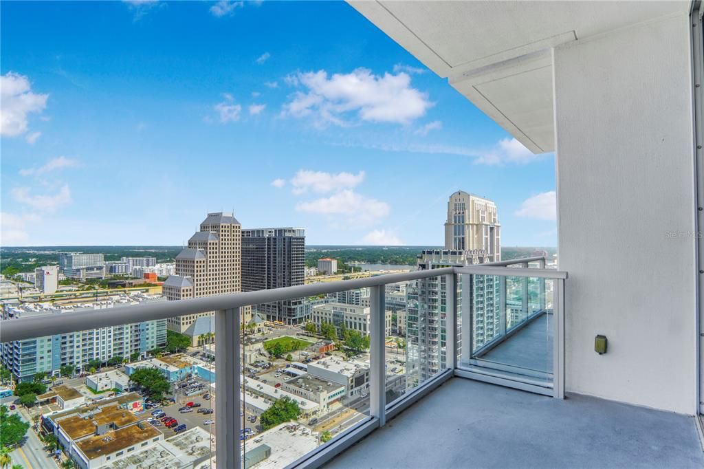 For Sale: $459,000 (2 beds, 2 baths, 1138 Square Feet)