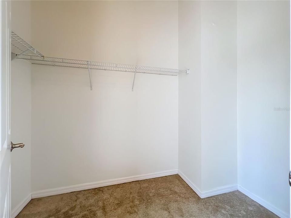 For Rent: $2,750 (3 beds, 2 baths, 1904 Square Feet)
