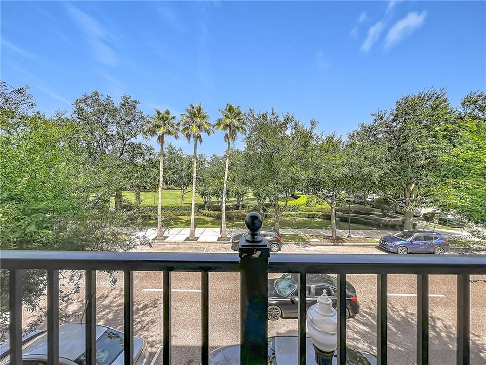 For Rent: $2,750 (3 beds, 2 baths, 1904 Square Feet)