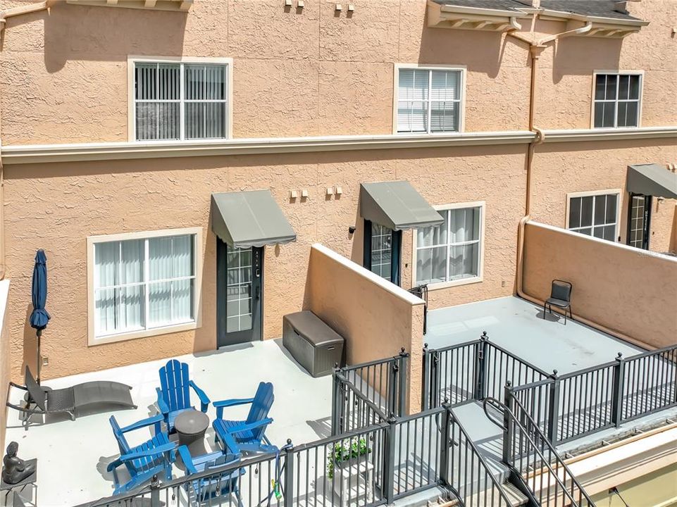 For Rent: $2,750 (3 beds, 2 baths, 1904 Square Feet)