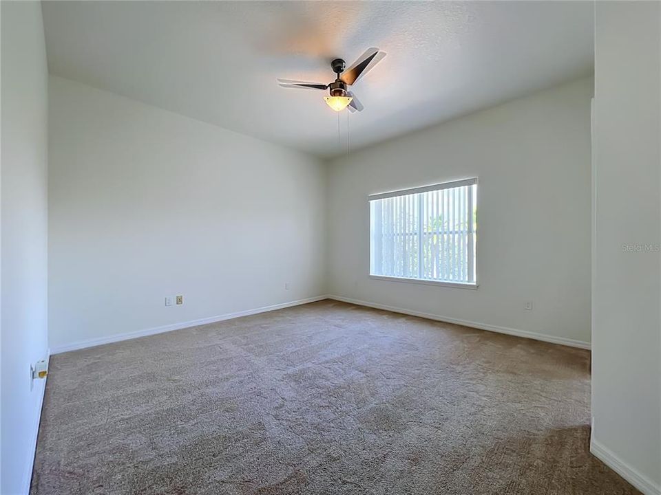 For Rent: $2,750 (3 beds, 2 baths, 1904 Square Feet)