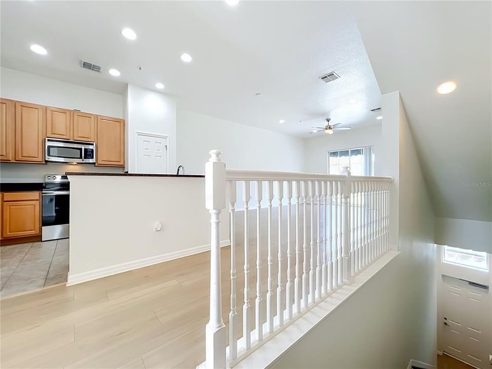 For Rent: $2,750 (3 beds, 2 baths, 1904 Square Feet)