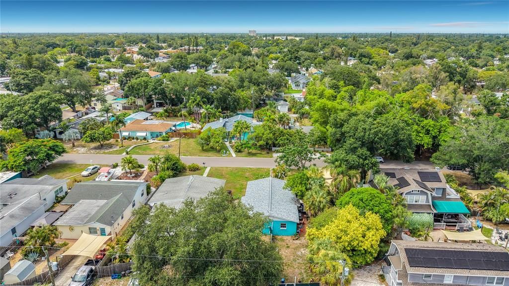 待售: $379,000 (2 贝兹, 0 浴室, 1176 平方英尺)