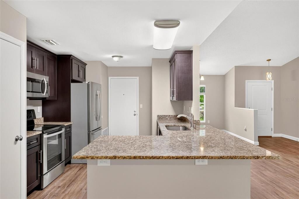 En Venta: $365,000 (3 camas, 2 baños, 1638 Pies cuadrados)