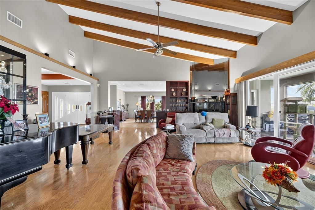 For Sale: $2,500,000 (4 beds, 3 baths, 4159 Square Feet)