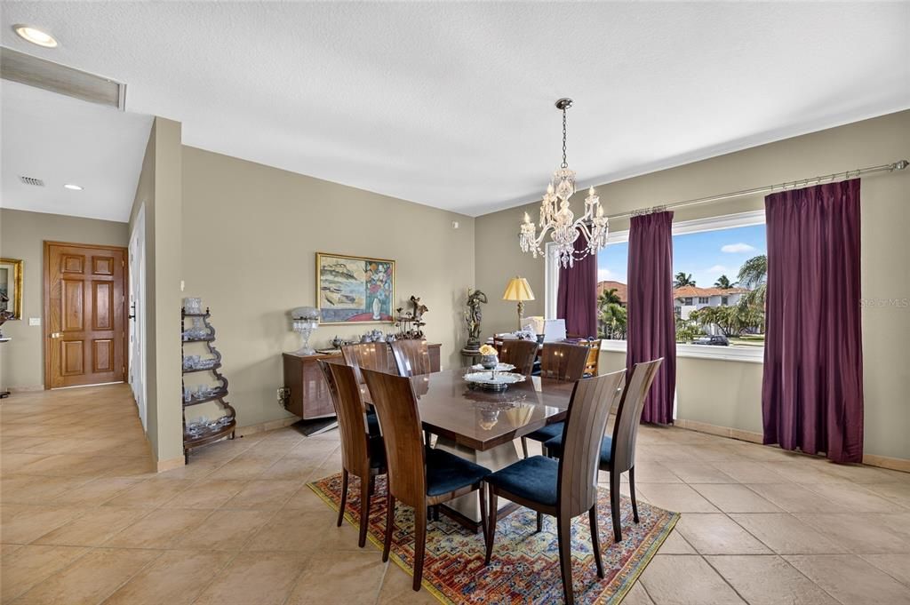 For Sale: $2,500,000 (4 beds, 3 baths, 4159 Square Feet)