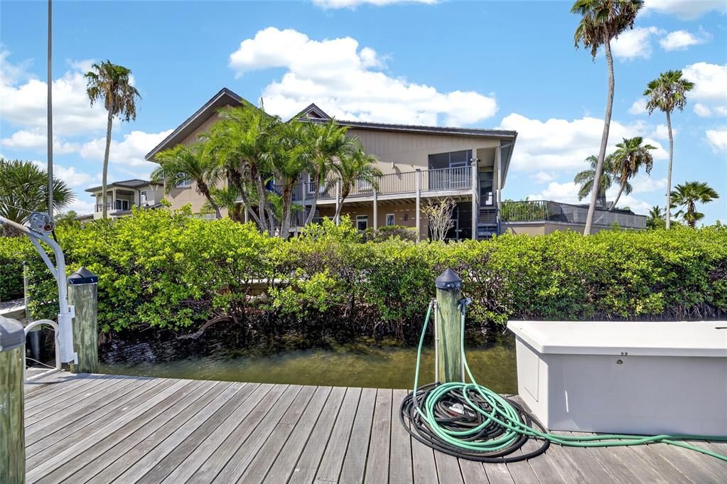 For Sale: $2,500,000 (4 beds, 3 baths, 4159 Square Feet)