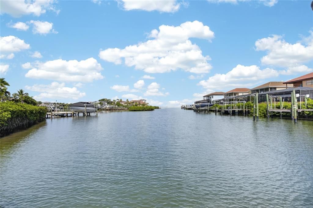For Sale: $2,500,000 (4 beds, 3 baths, 4159 Square Feet)