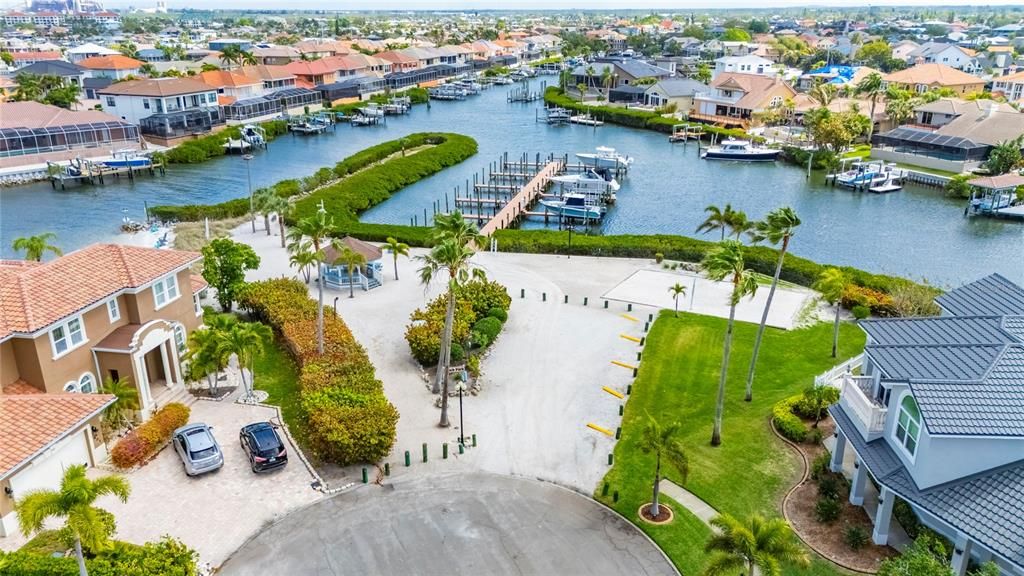 For Sale: $2,500,000 (4 beds, 3 baths, 4159 Square Feet)