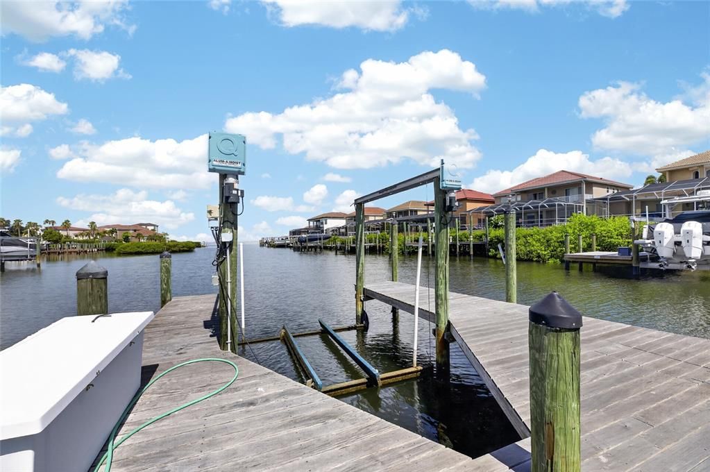 For Sale: $2,500,000 (4 beds, 3 baths, 4159 Square Feet)
